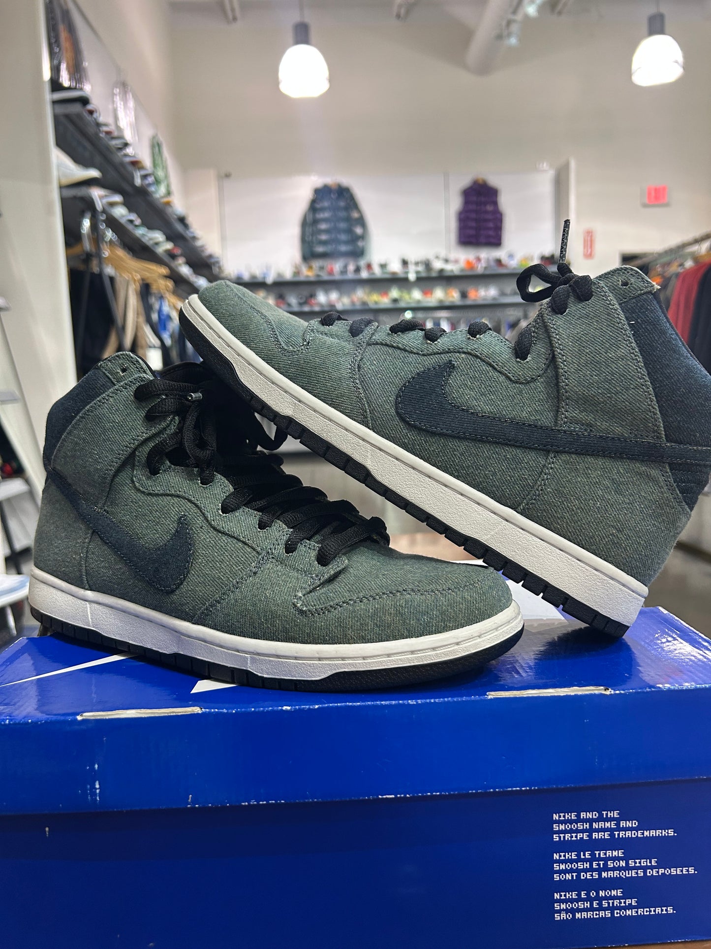 PREOWNED Nike SB Dunk High Denim