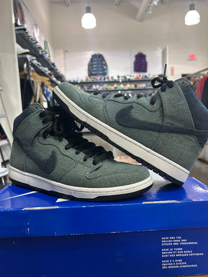 PREOWNED Nike SB Dunk High Denim