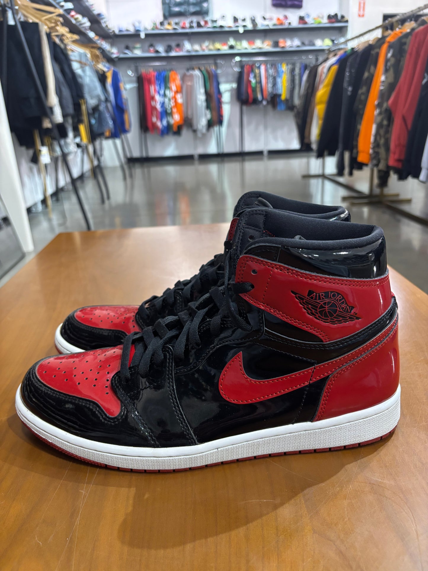Preowned Air Jordan 1 Patent Bred