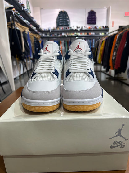 Air Jordan 4 SB Navy