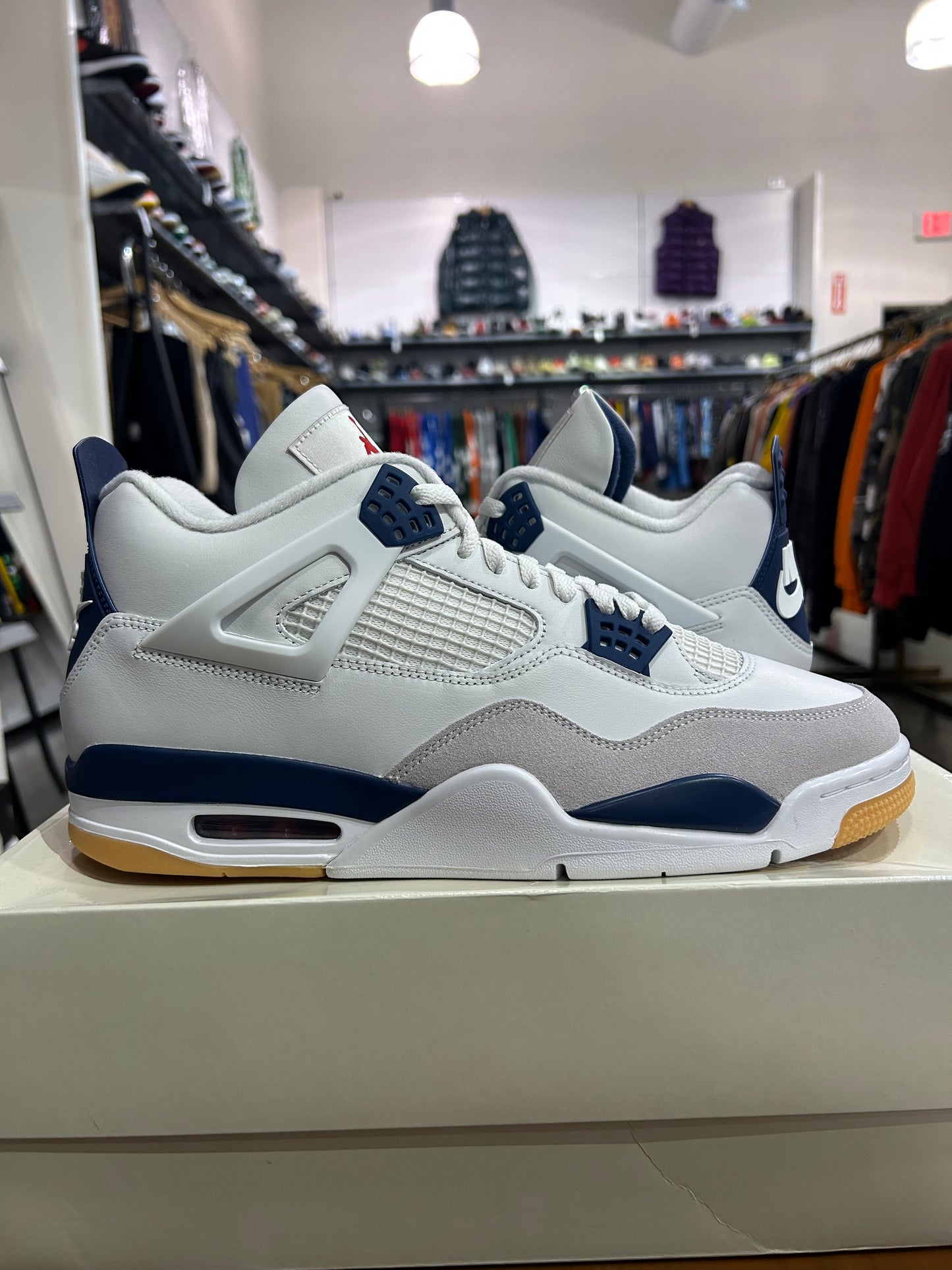 Air Jordan 4 SB Navy