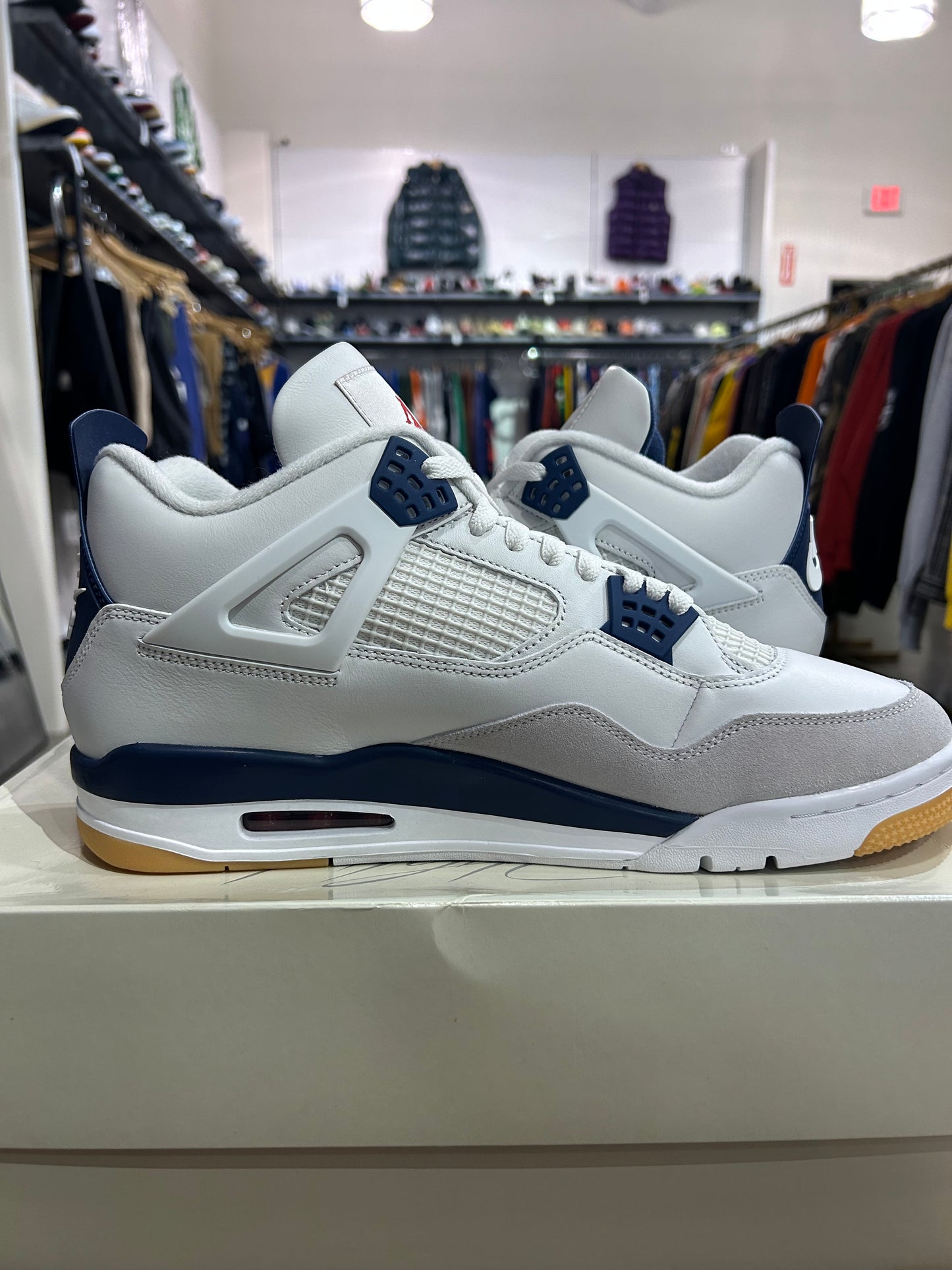 Air Jordan 4 SB Navy