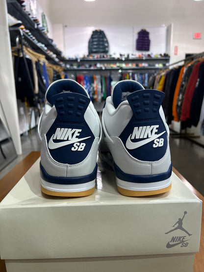 Air Jordan 4 SB Navy
