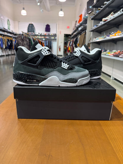 Jordan 4 Fear (defect)
