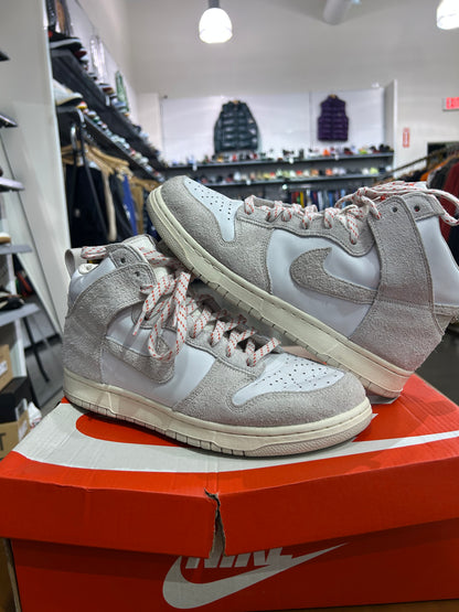 Preowned Nike SB Dunk High Notre Light Orewood Brown