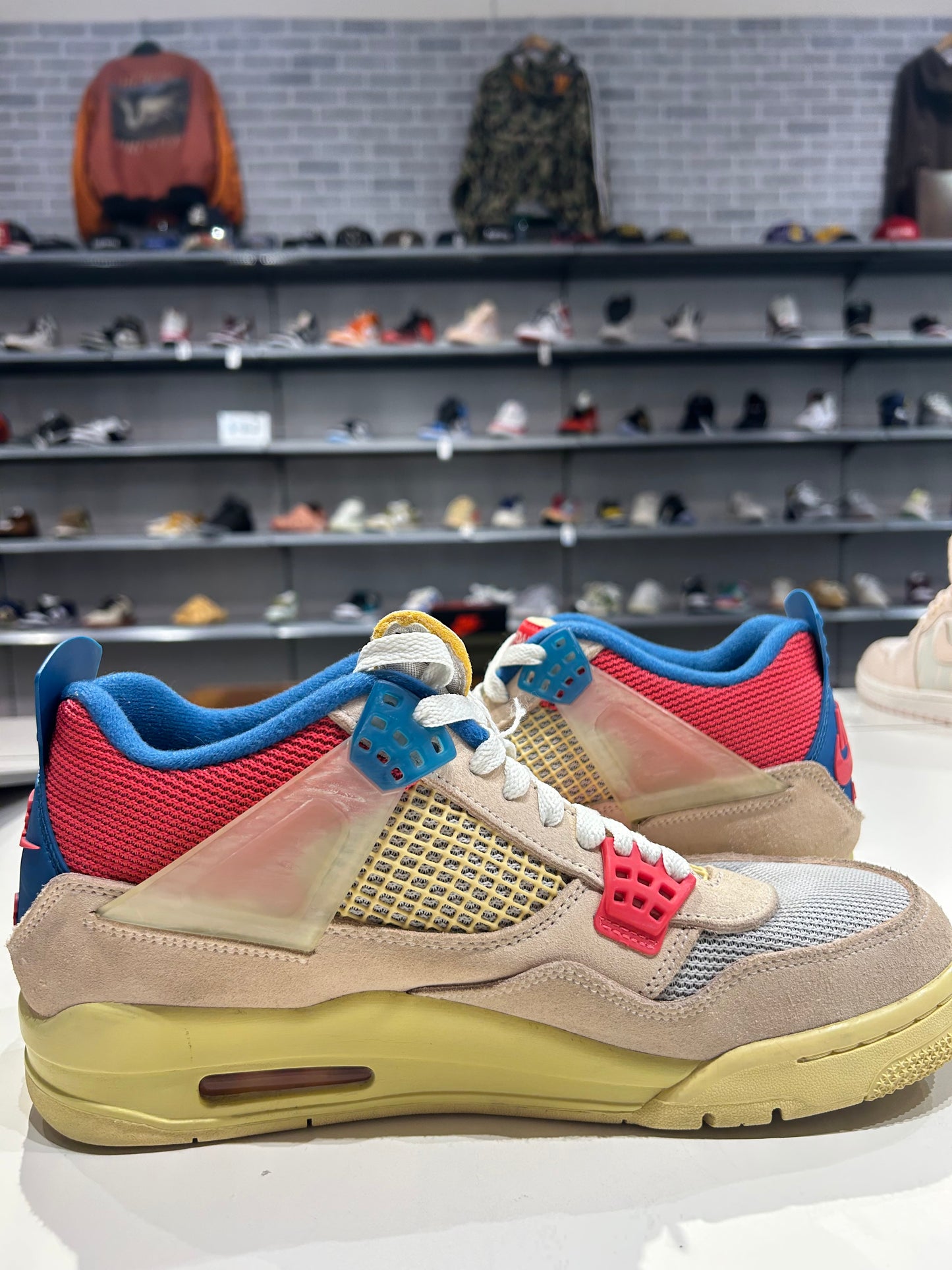 Preowned Air Jordan 4 Union Guava Ice