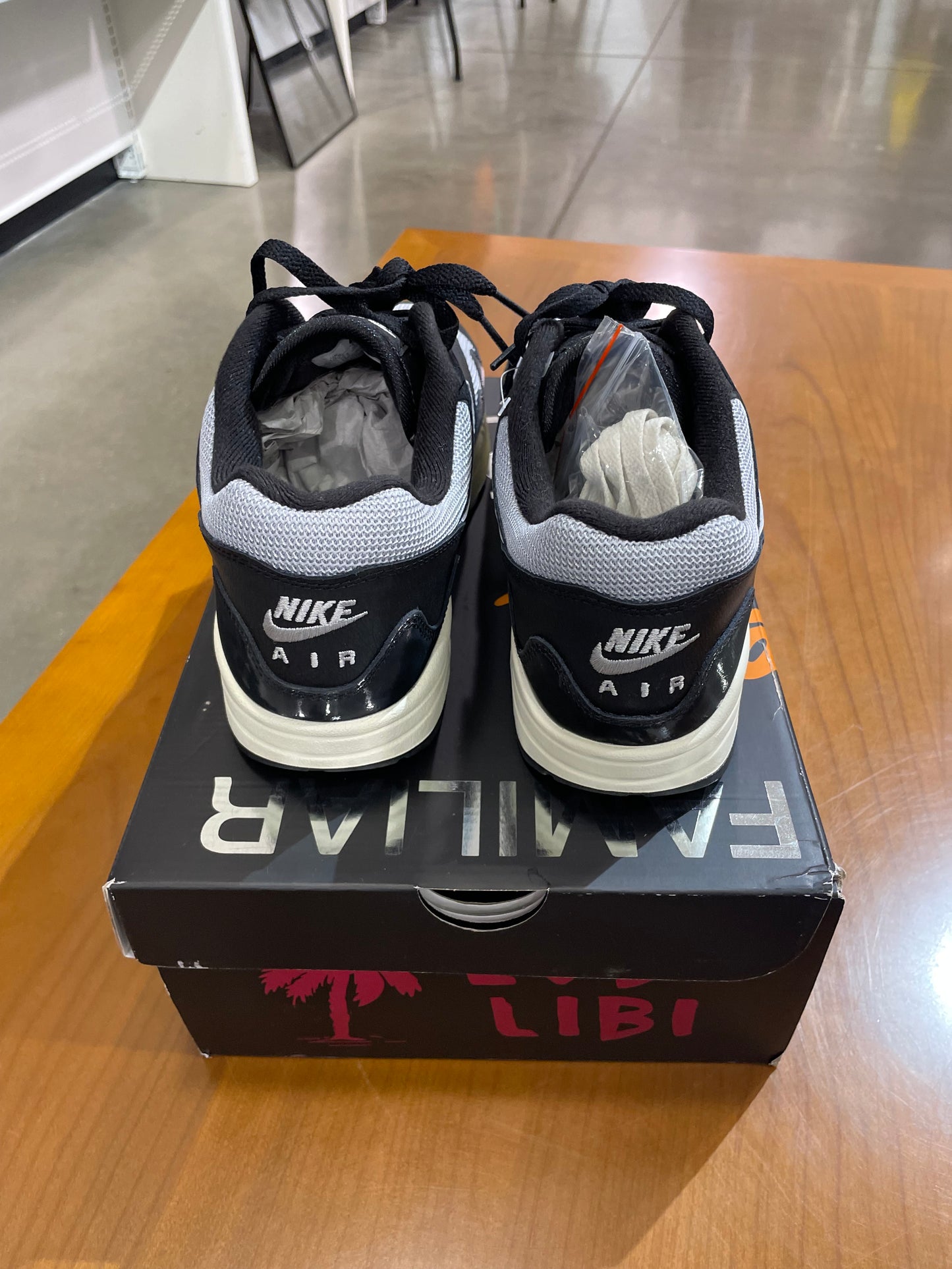 Nike Air Max 1 Patta Waves Black