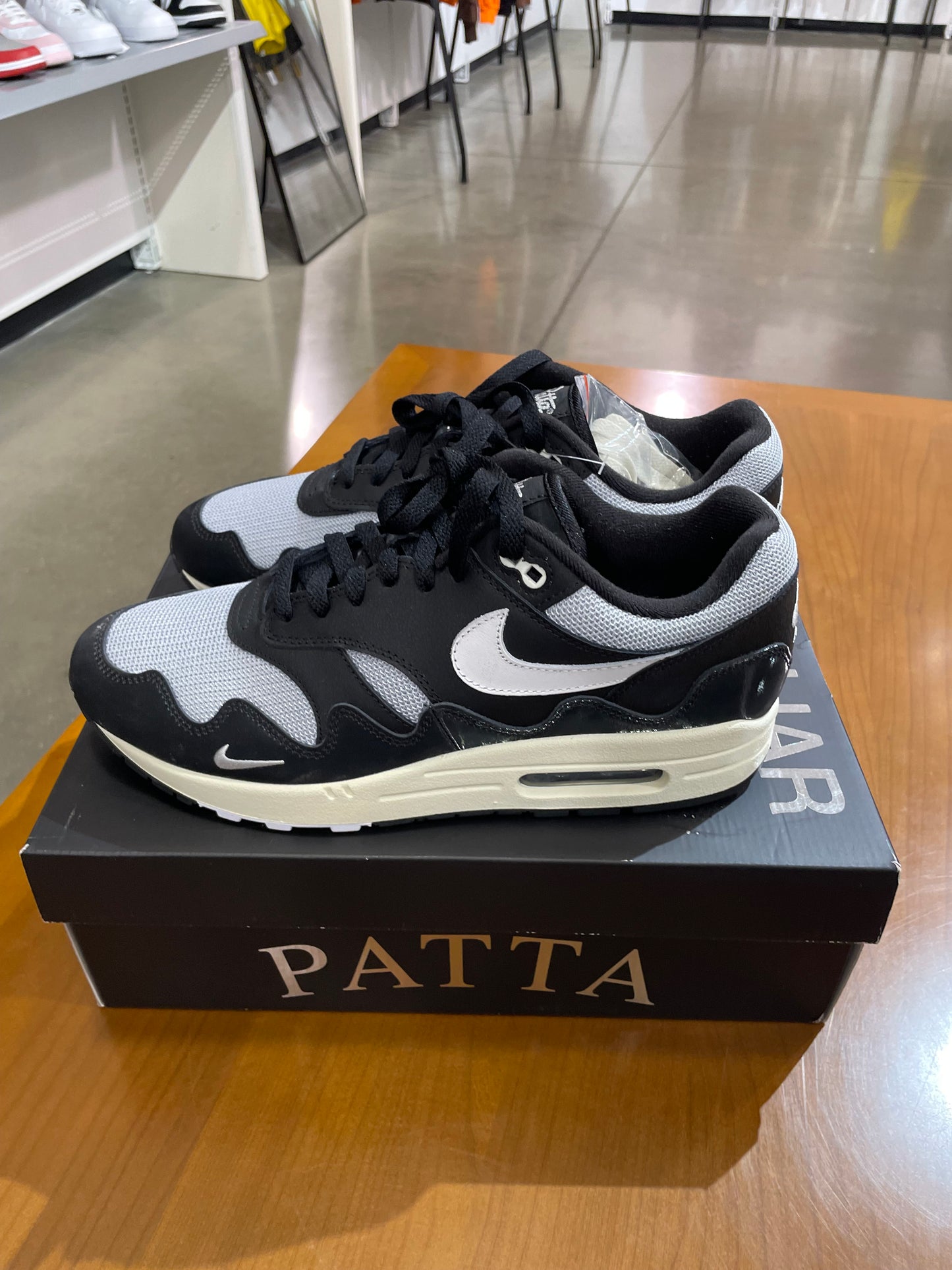 Nike Air Max 1 Patta Waves Black