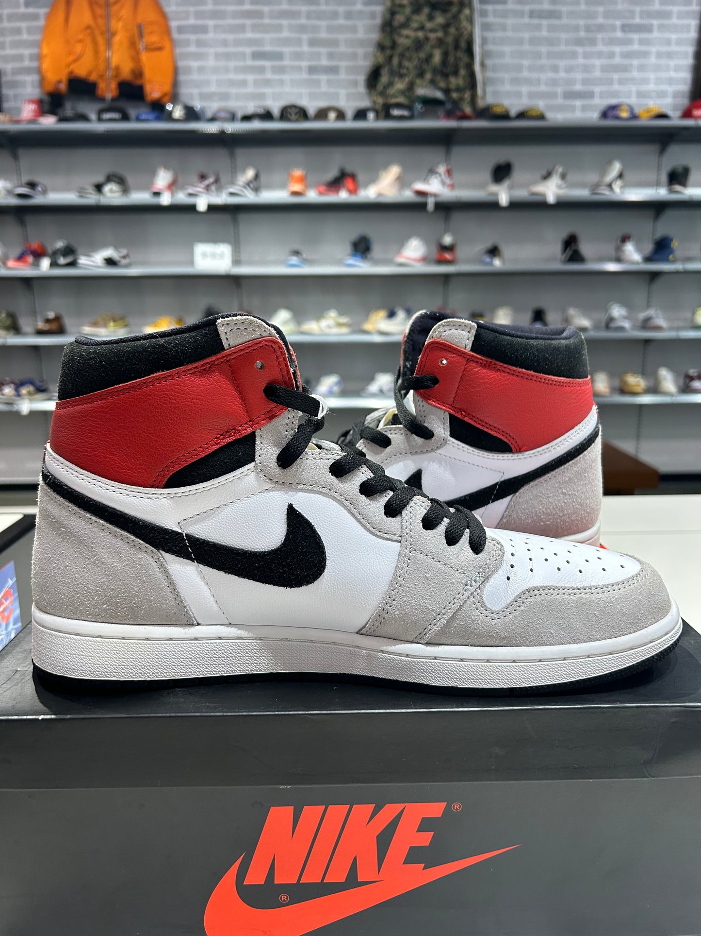 PREOWNED Air Jordan 1 High Light Smoke Grey