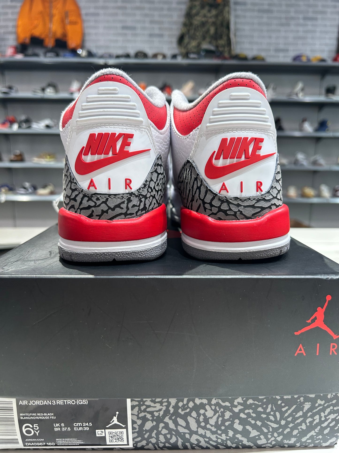 PREOWNED Air Jordan 3 Fire Red