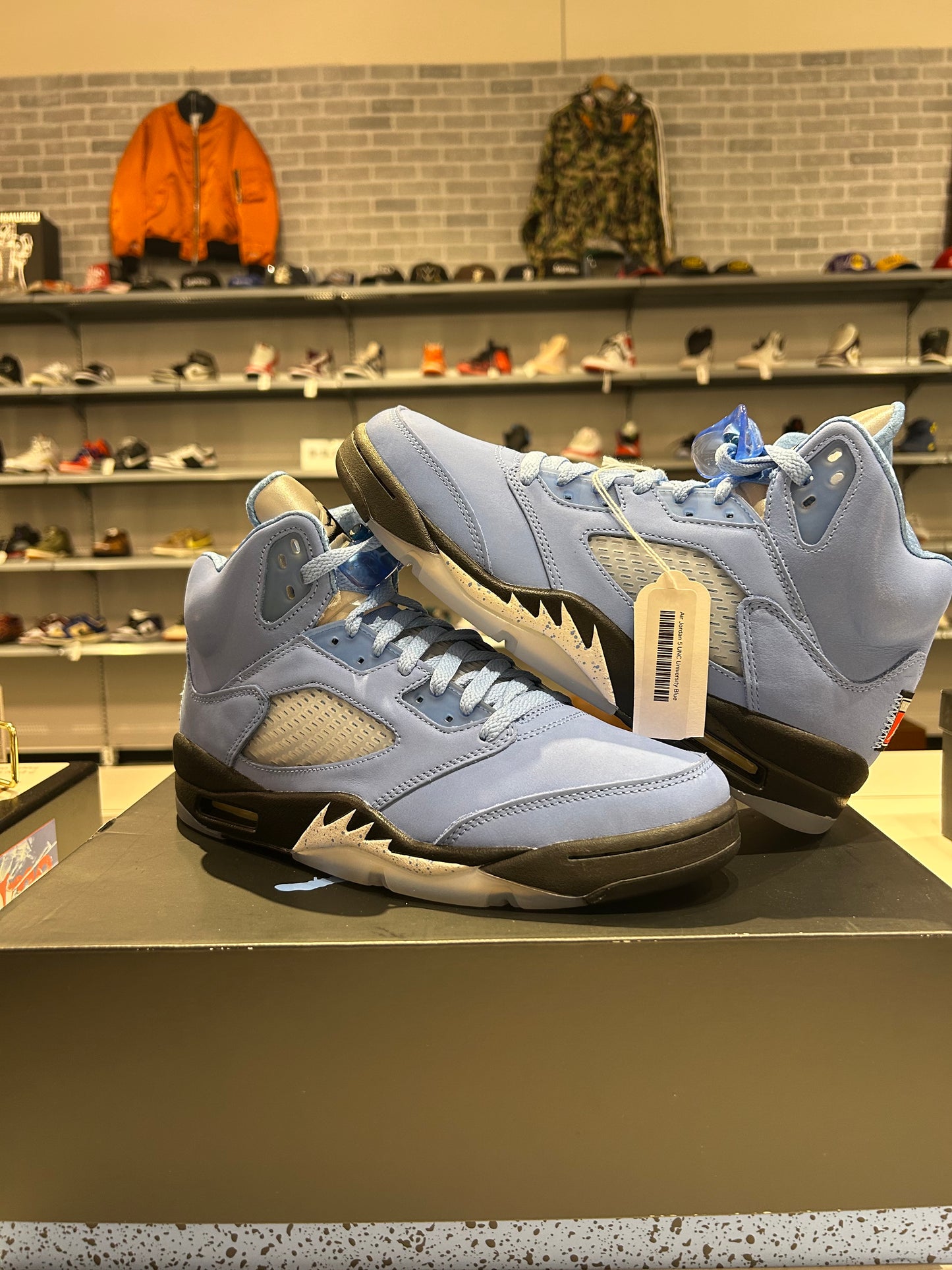 Air Jordan 5 UNC University Blue
