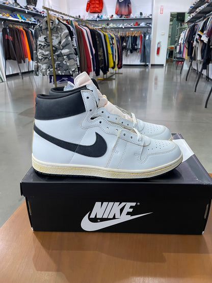 Jordan Air Ship A Ma Maniere White Black