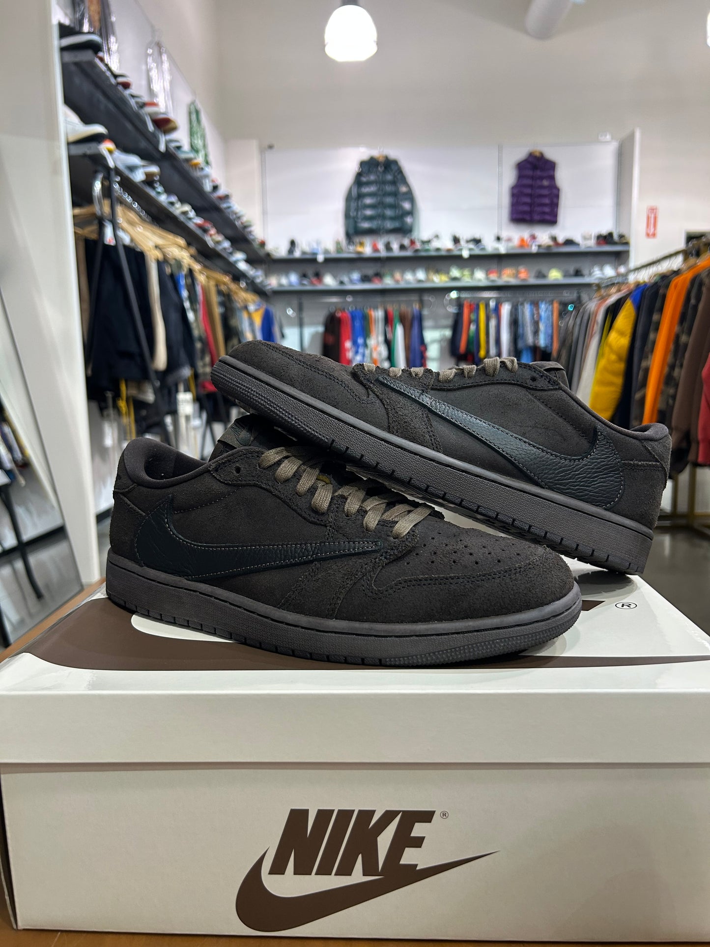 Preowned Air Jordan 1 Low Travis Scott Velvet Brown