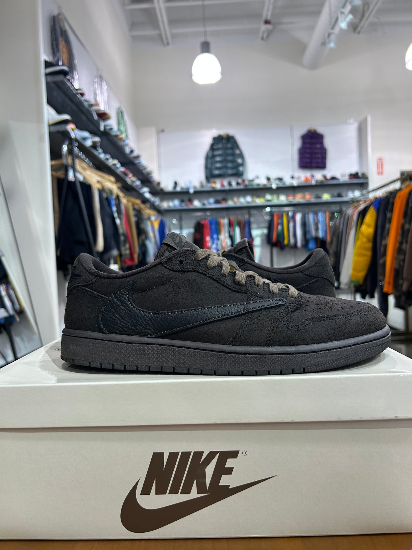 Preowned Air Jordan 1 Low Travis Scott Velvet Brown