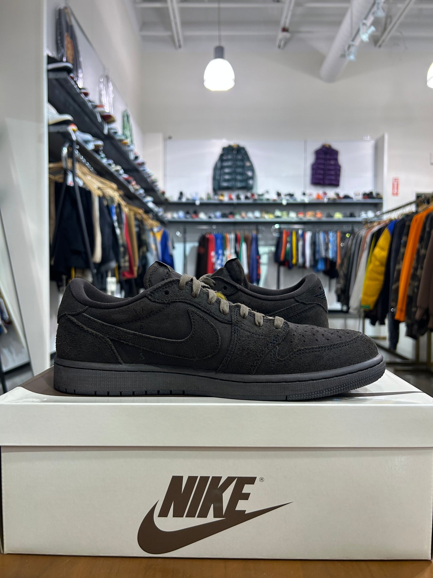 Preowned Air Jordan 1 Low Travis Scott Velvet Brown