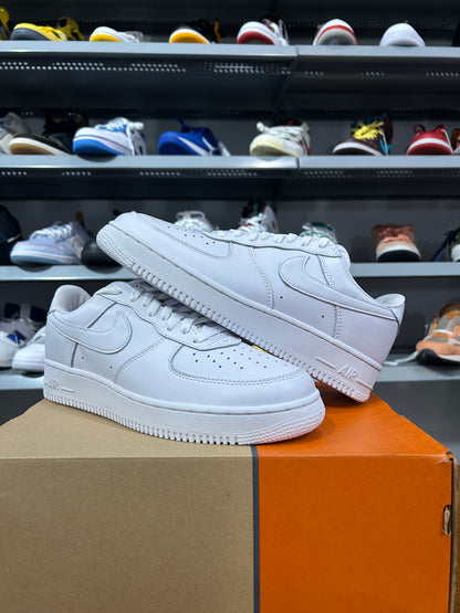 Air Force 1 Low '01 Triple White