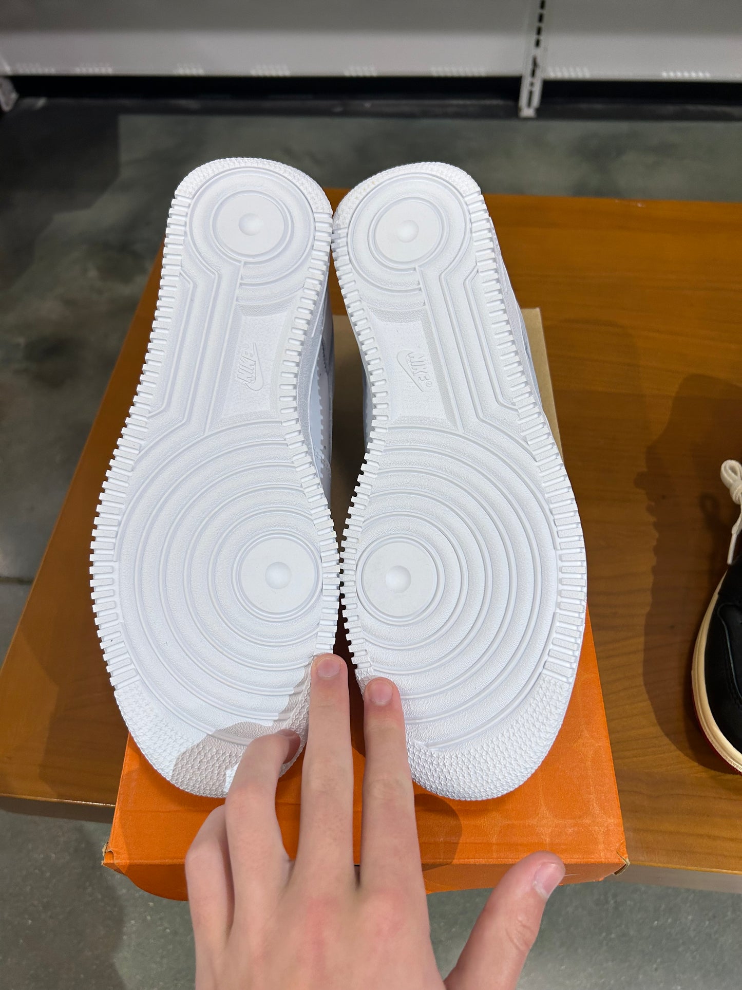 Air Force 1 Low '01 Triple White