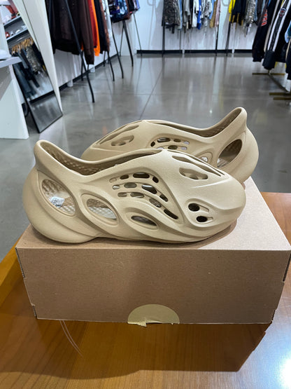 Yeezy Foam Runner Ochre