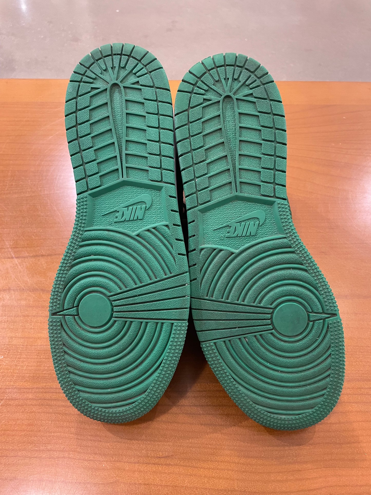 Preowned Air Jordan 1 Pine Green