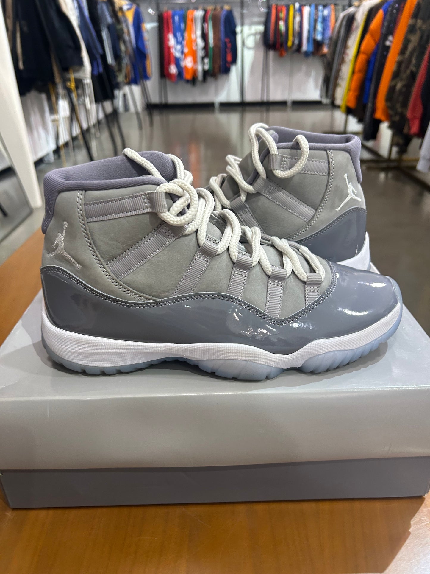 PREOWNED Air Jordan 11 Cool Grey