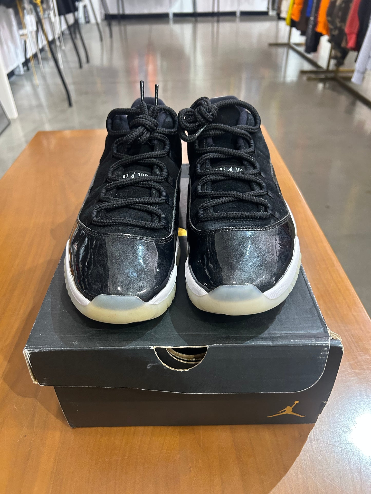 PREOWNED Air Jordan 11 Low Barons