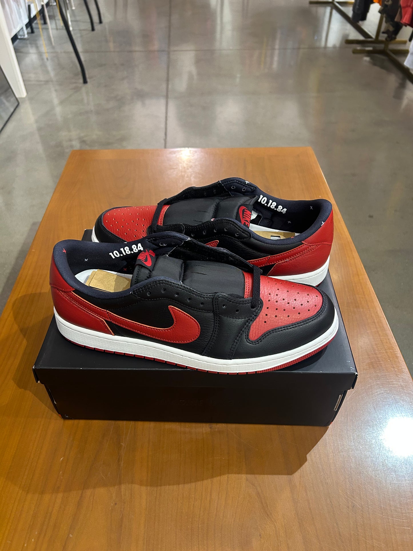 Air Jordan 1 Low Banned