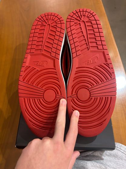 Air Jordan 1 Low Banned