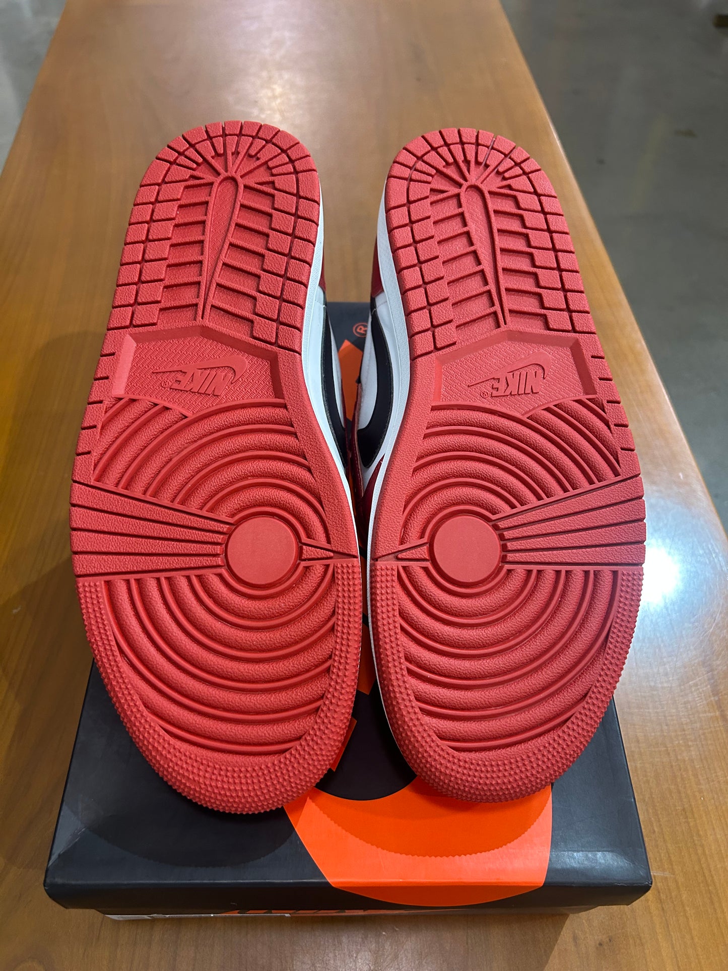 Air Jordan 1 Low Chicago