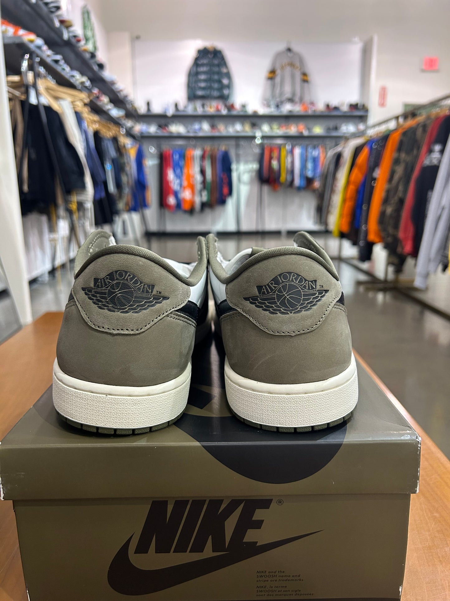 Air Jordan 1 Low Medium Olive
