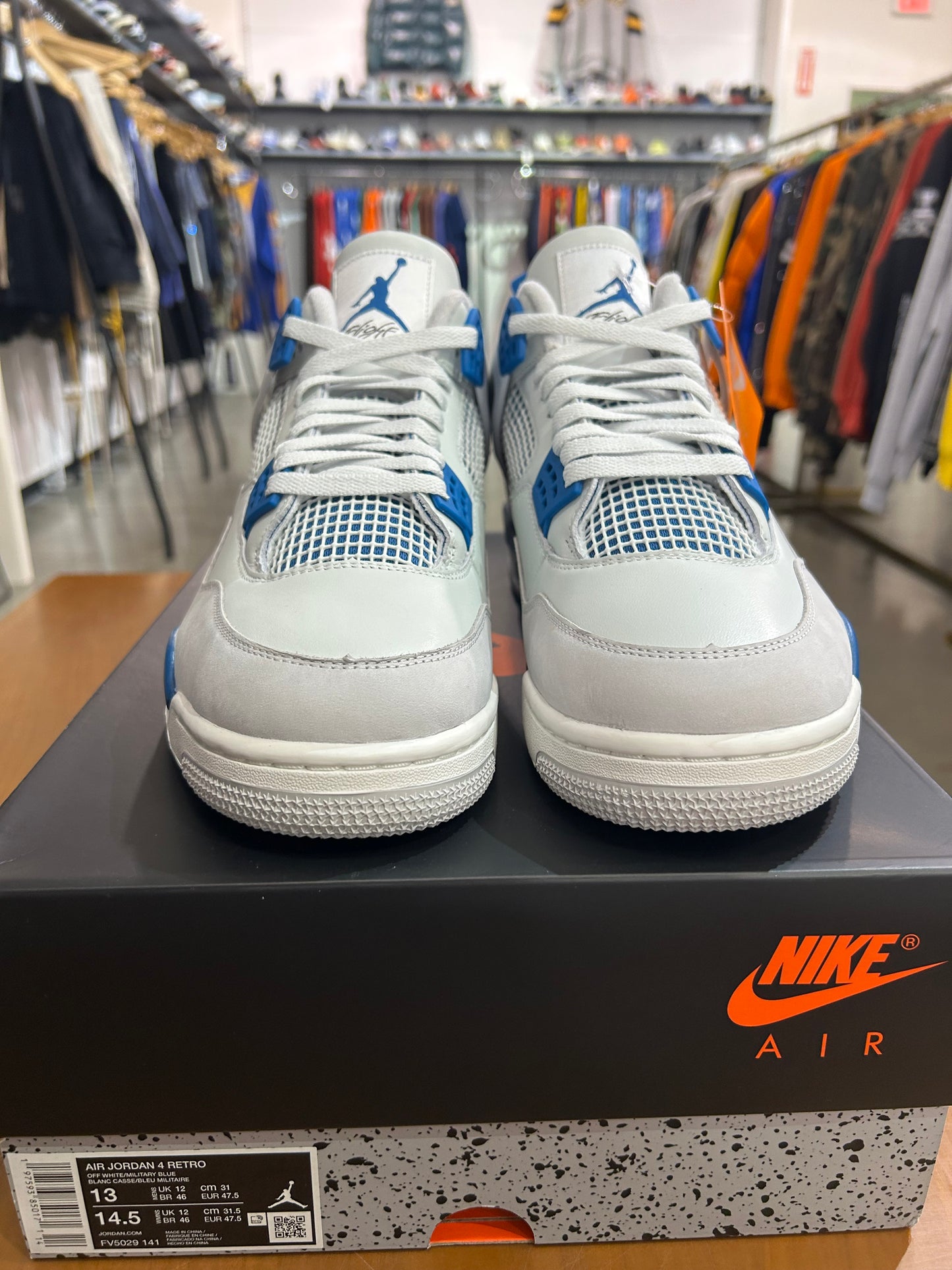 Air Jordan 4 Military Blue