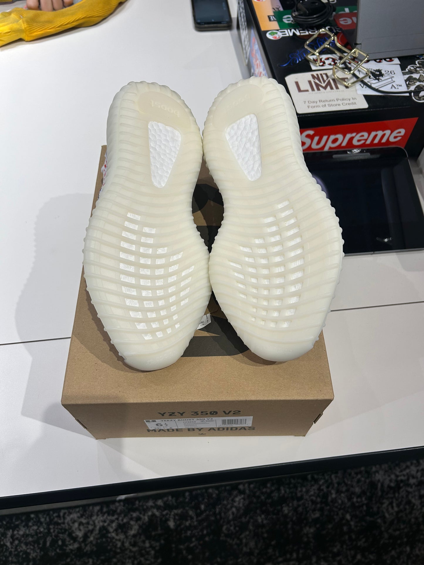 Adidas Yeezy Boost V2 Zebra