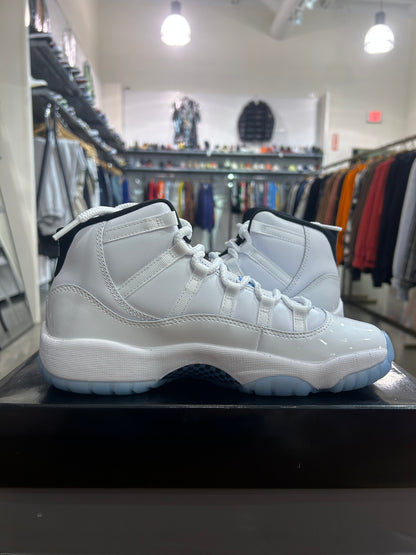 Air Jordan 11 Legend Blue