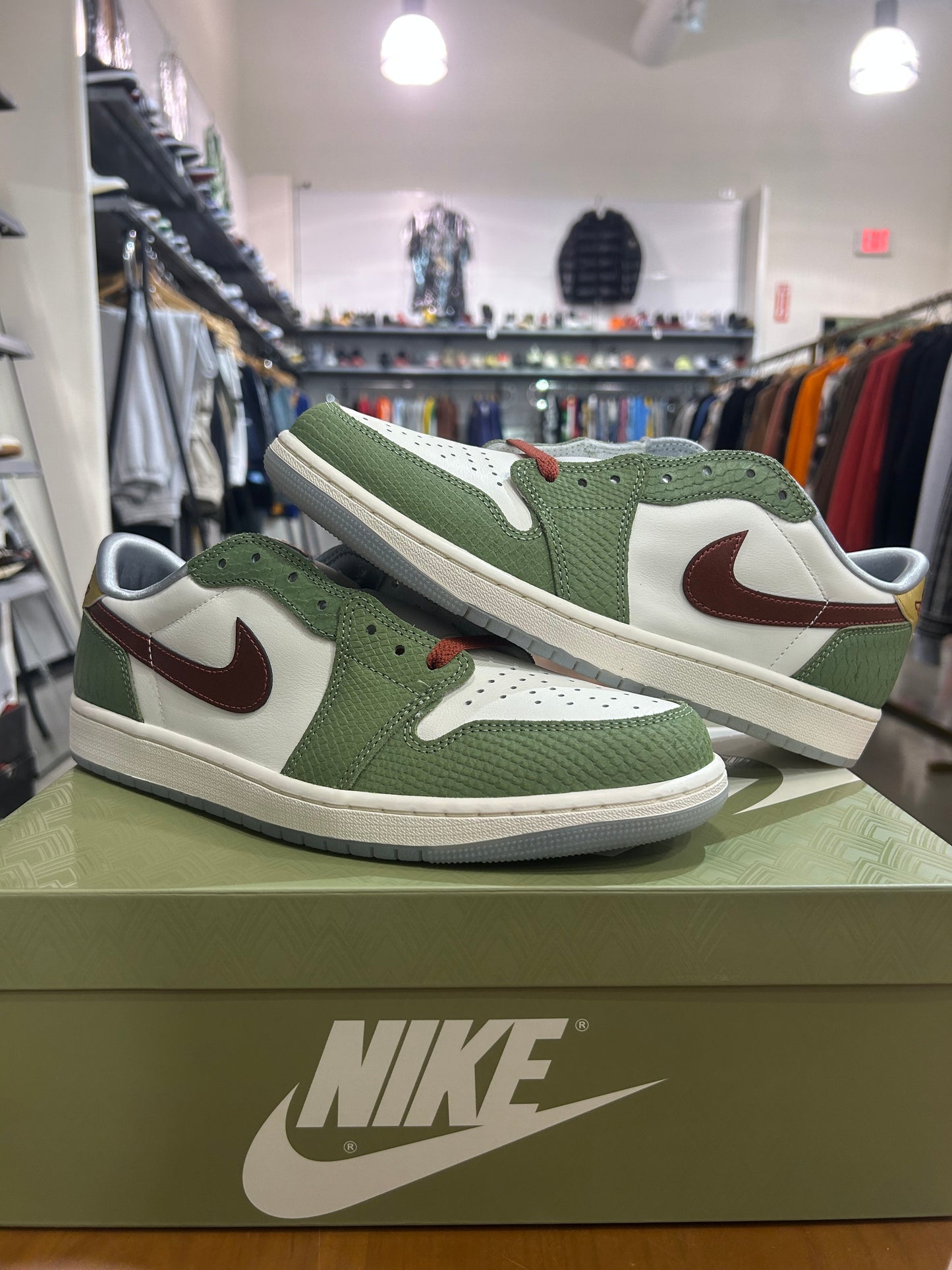 Air Jordan 1 Low Year of the Dragon (2024)