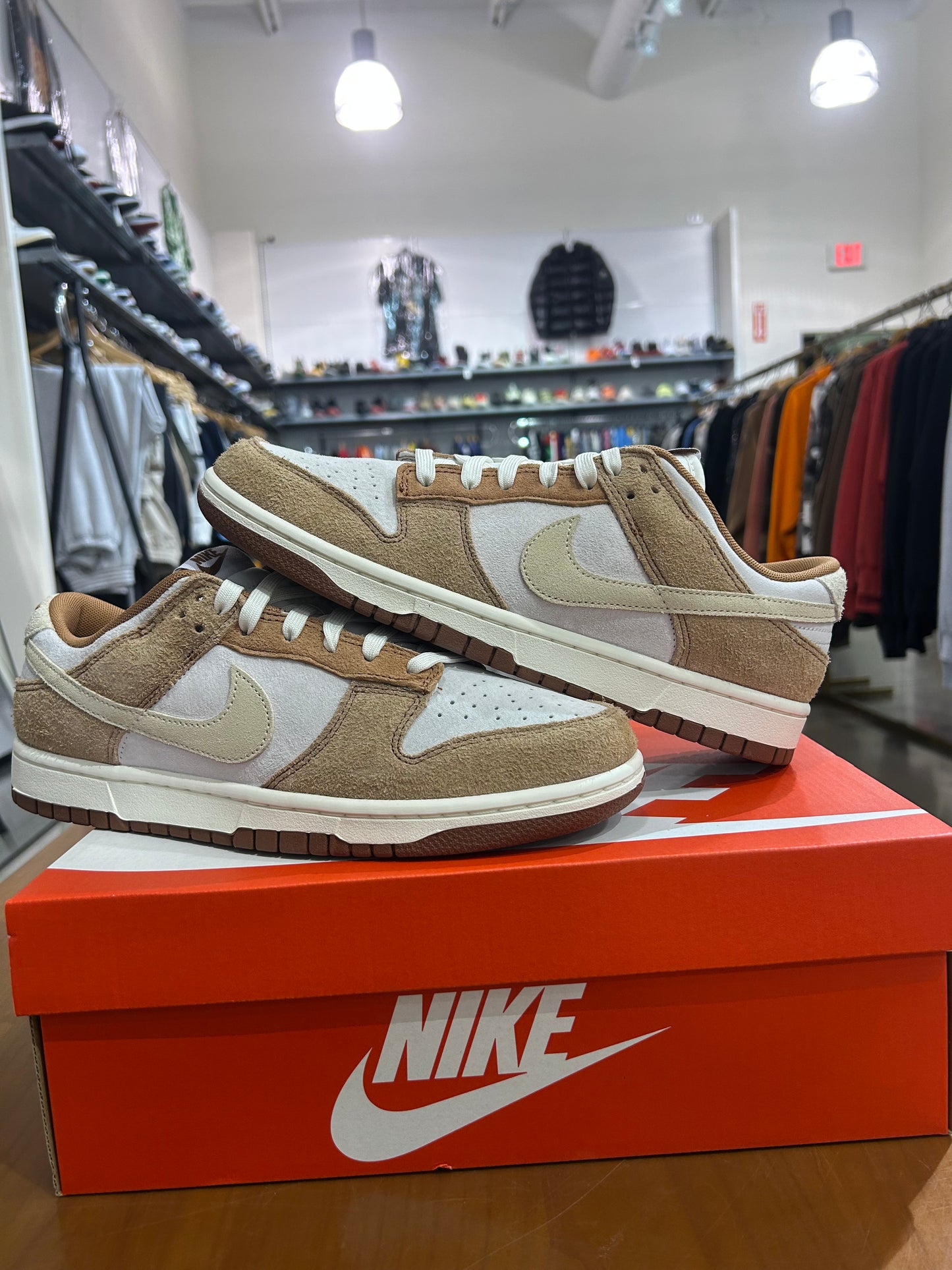 Nike Dunk Low Medium Curry
