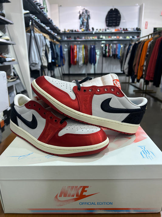 Air Jordan 1 Low Trophy Room