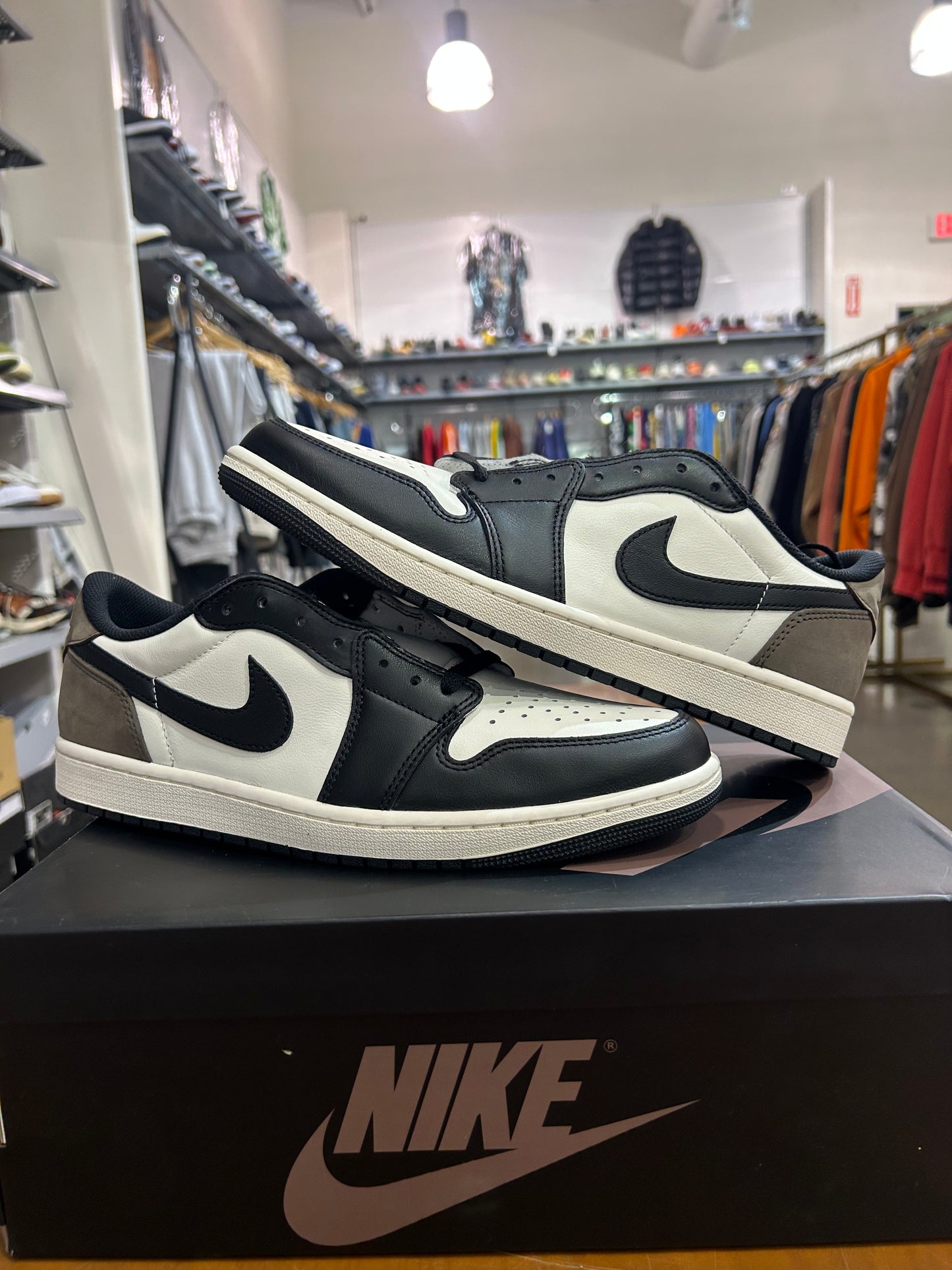 Air Jordan 1 Low Mocha