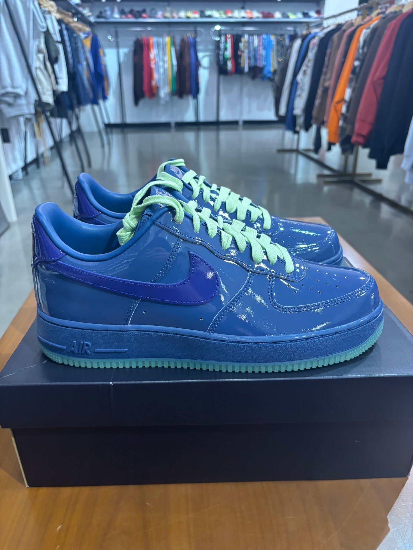 Nike Air Force 1 Low Patent Leather Mystic Navy Grape Ice