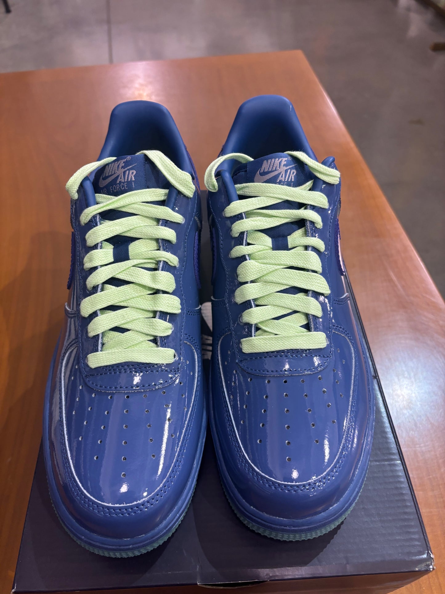 Nike Air Force 1 Low Patent Leather Mystic Navy Grape Ice