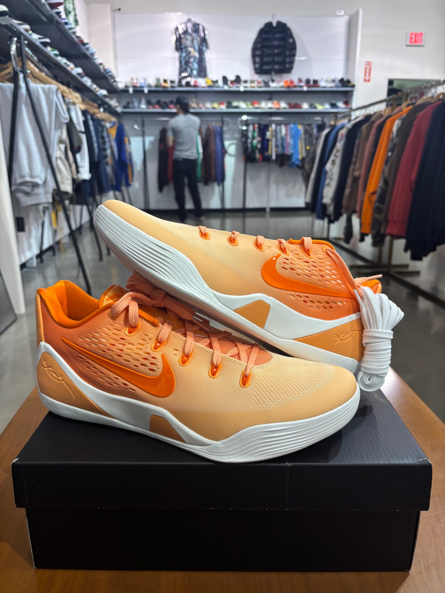 Nike Kobe 9 Elite Low EM Protro WNBA