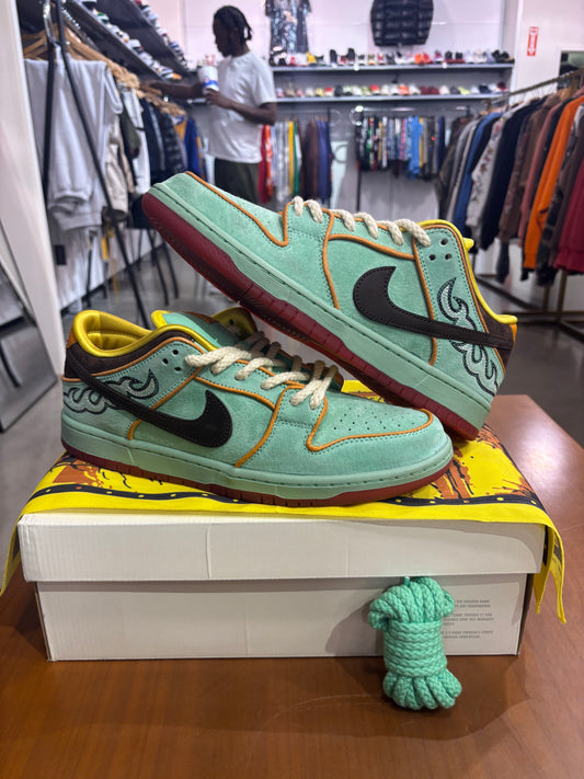 Preowned Nike SB Dunk Low Rodeo Tourmaline