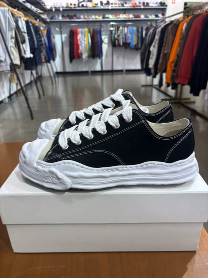 Preowned Maison Mihara Hank Canvas Low Black