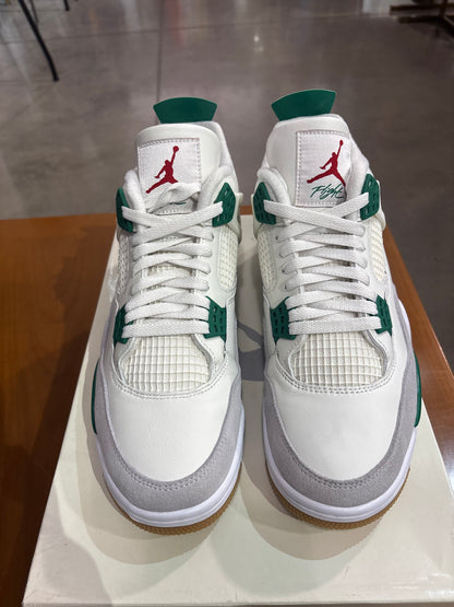 Preowned Air Jordan 4 SB Pine Green