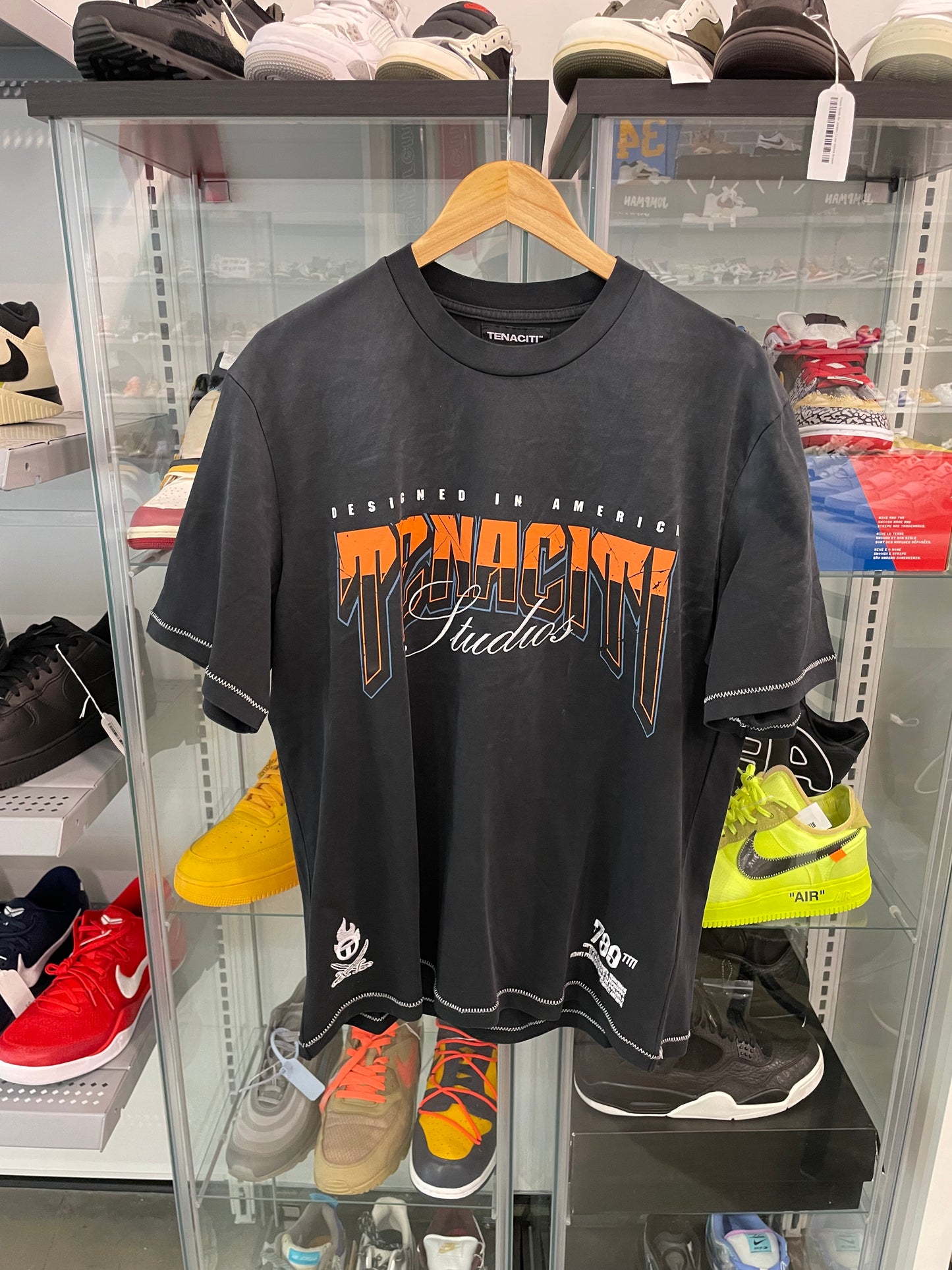 Tenaciti SPOTAGE TEE Vintage Black