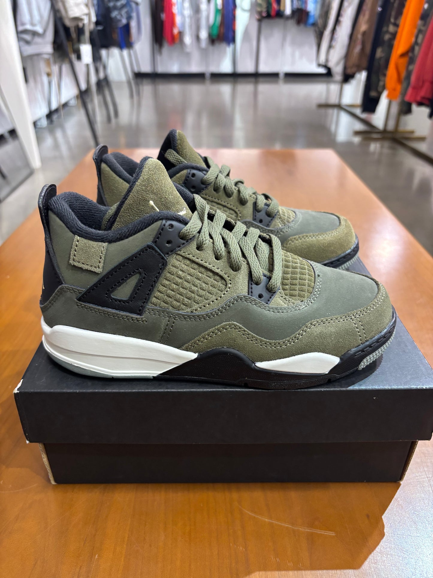 Air Jordan 4 Craft Olive