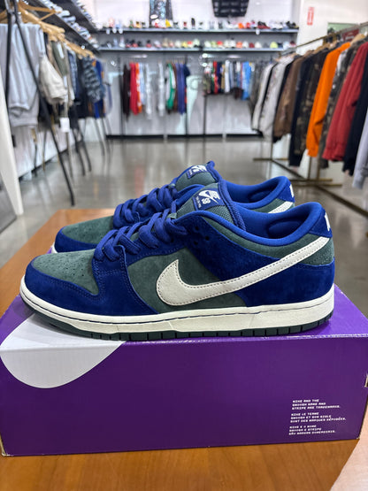 Nike SB Dunk Low Deep Royal