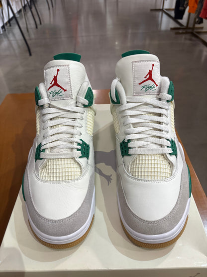 Preowned Air Jordan 4 SB Pine Green