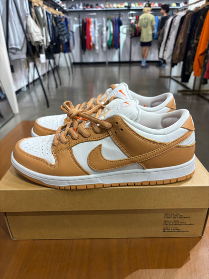 Preowned Nike SB Dunk Low Light Cognac