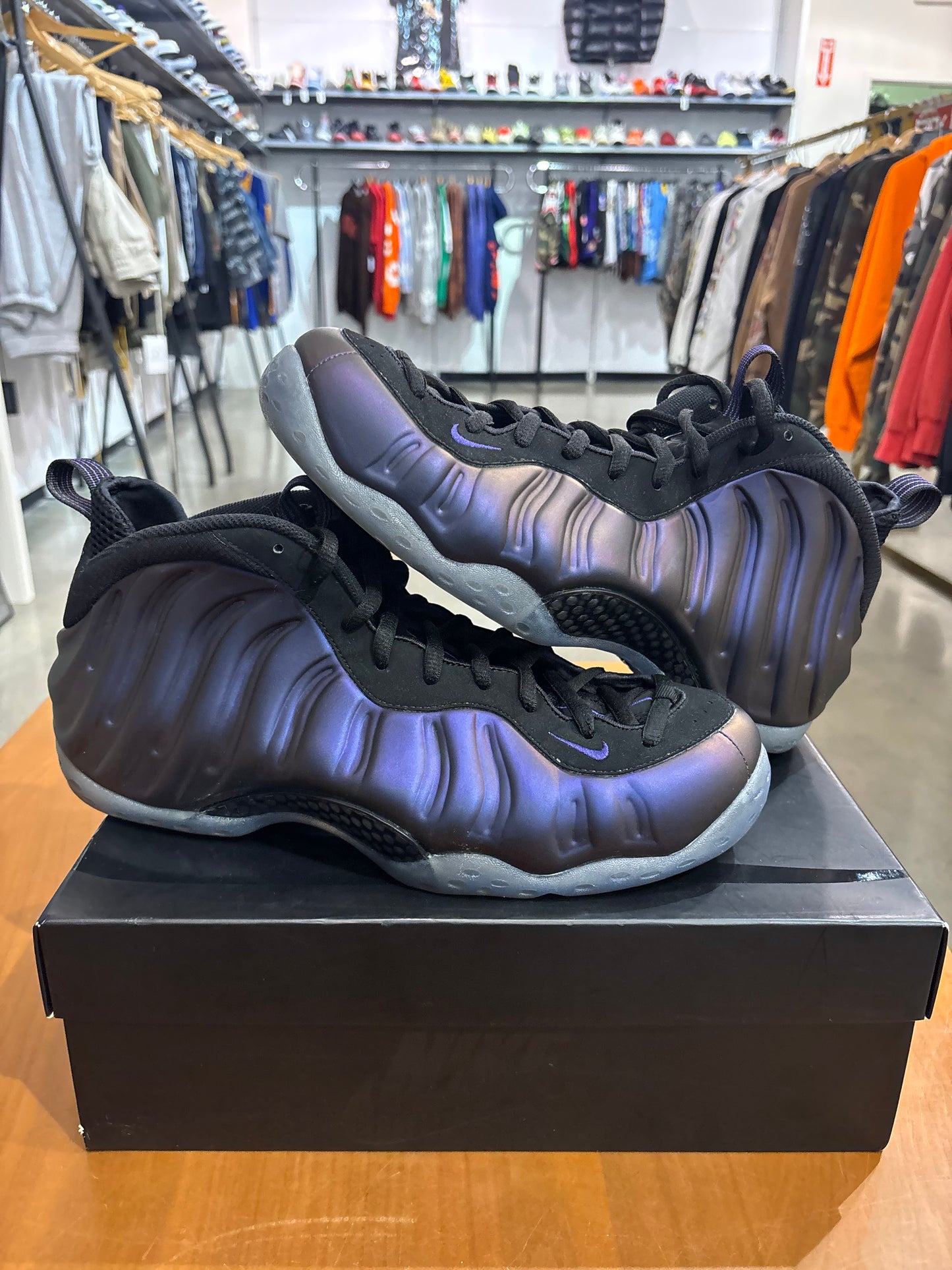 Preowned Nike Foamposite Eggplant (2017)