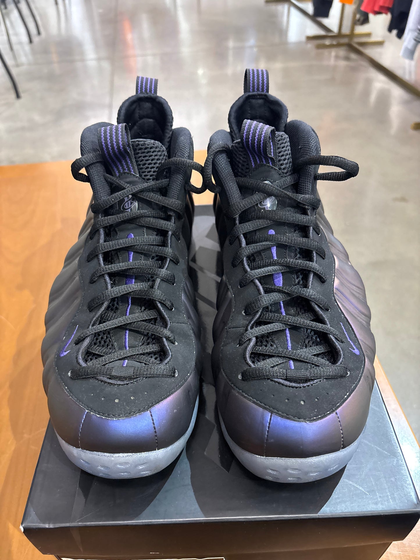 Preowned Nike Foamposite Eggplant (2017)