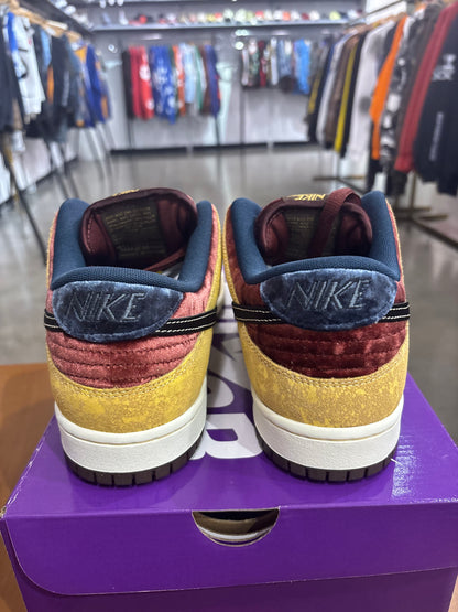 Nike SB Dunk Low City of Cinema